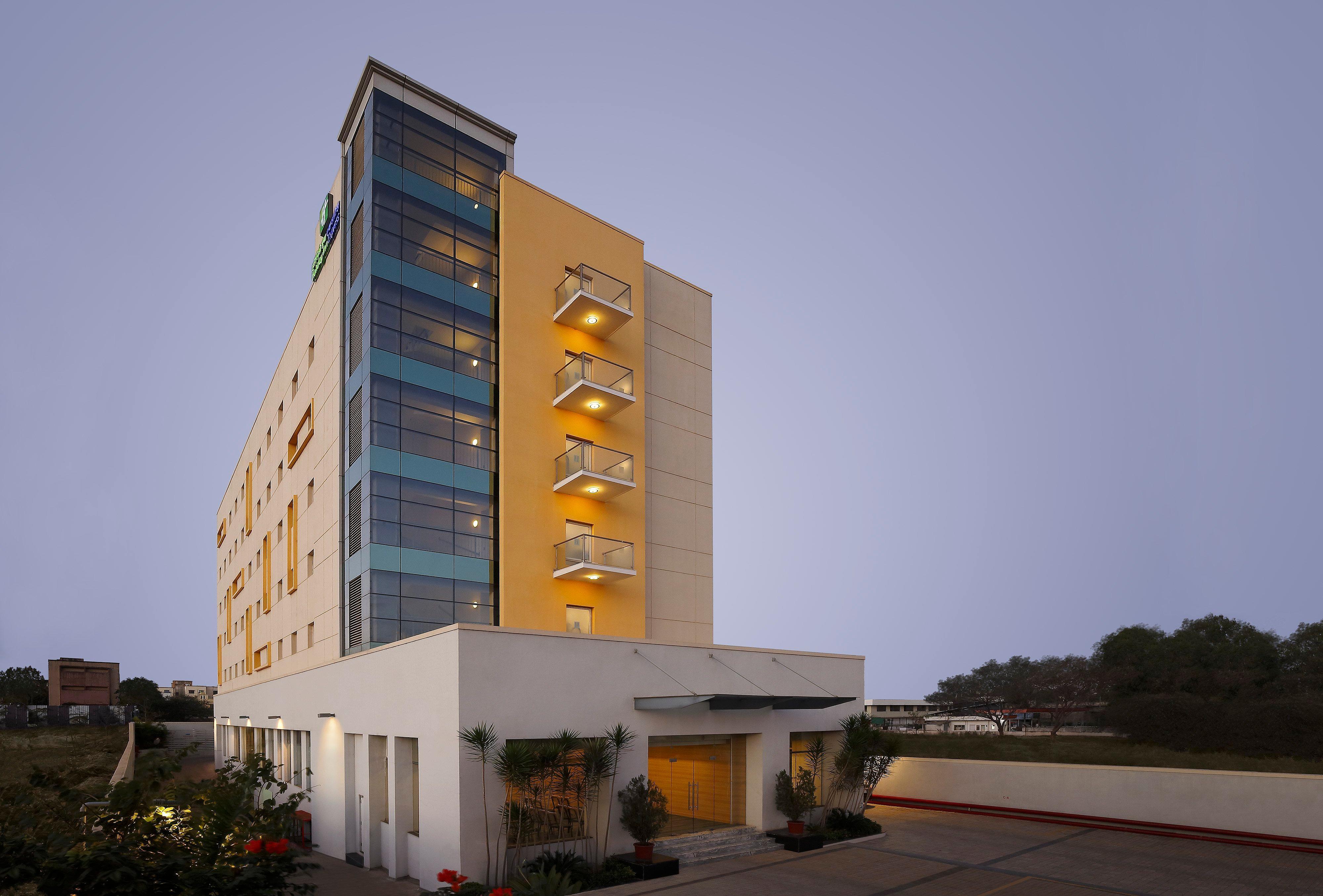 Holiday Inn Express Nashik Indira Nagar By Ihg Екстер'єр фото
