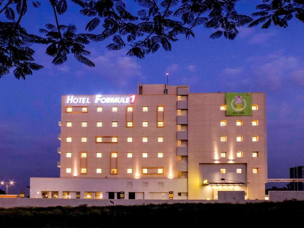 Holiday Inn Express Nashik Indira Nagar By Ihg Екстер'єр фото